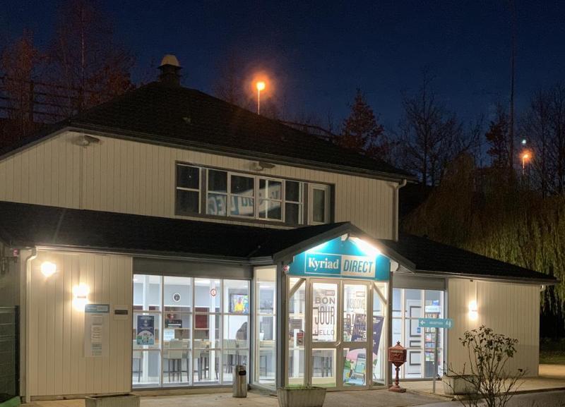 Kyriad Direct Rouen Sud - Val De Reuil Le Vaudreuil Zewnętrze zdjęcie